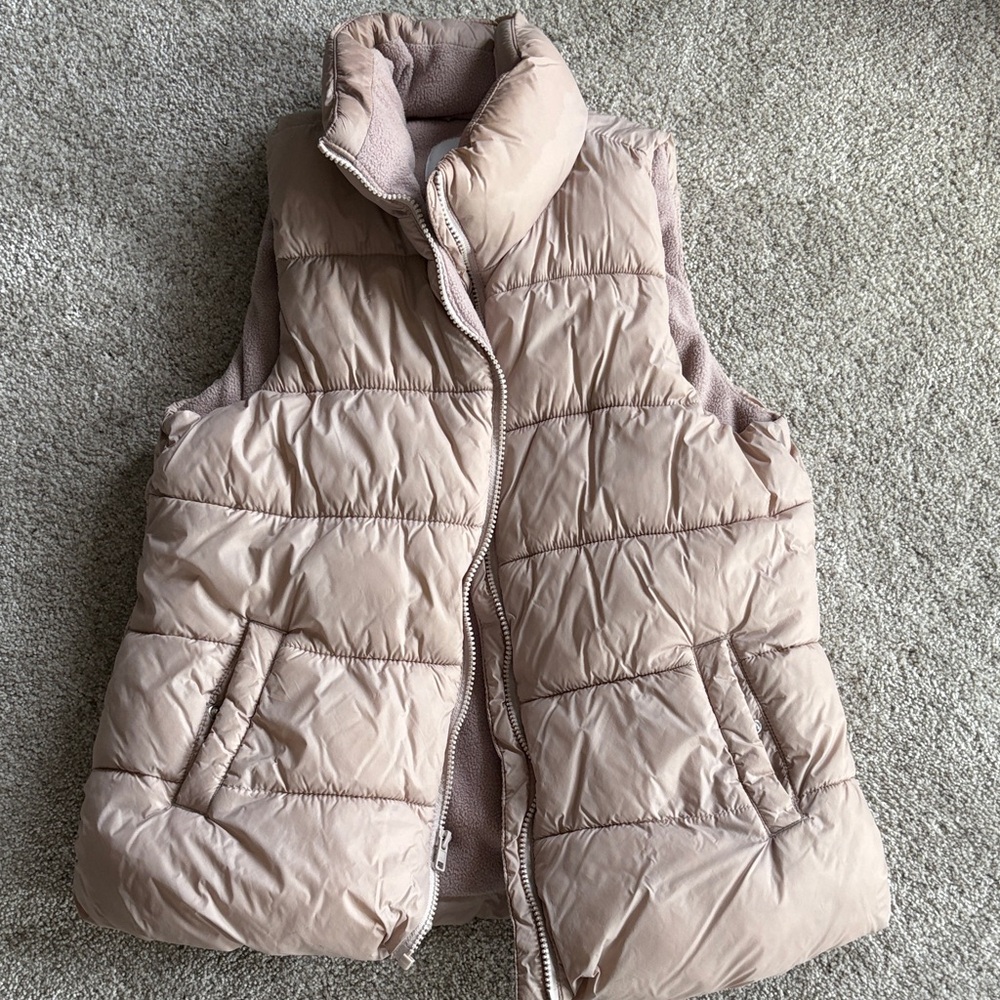 Old Navy Women's Light Pink Quilted Vest Size Small